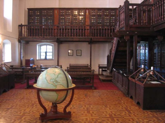 Библиотека XVIII века