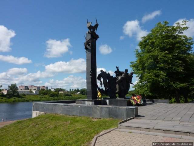 Памятник 23-м гвардейцам